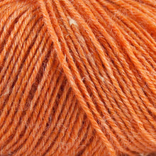 Indlæs billede til gallerivisning Onion nettle sock yarn