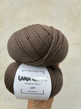 Indlæs billede til gallerivisning VIP