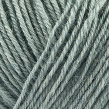 Indlæs billede til gallerivisning Onion nettle sock yarn
